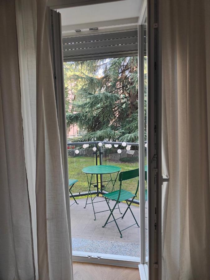Elegante Bilocale A Milano Con Balcone Lägenhet Exteriör bild